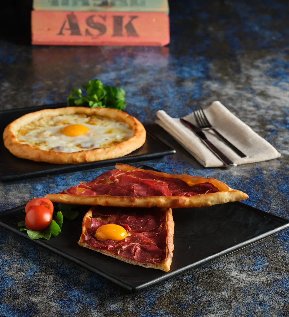 Pastırmalı Pide